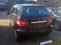 Gebraucht Mercedes E200 193 PS (141 kW) 2005 Schwarz Kombi