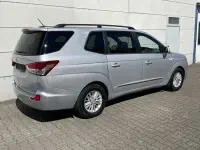Gebraucht SsangYong Rodius 178 PS (130 kW) 2018 Silber Van / Kleinbus