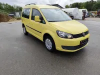 Gebraucht VW Caddy Trendline 102 PS (75 kW) 2012 Sunny yellow Van / Kleinbus