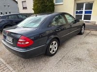 Gebraucht Mercedes E320 Elegance 224 PS (164 kW) 2003 Schwarz Limousine