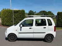 Gebraucht Opel Agila 58 PS (42 kW) 2002 Weiß Van / Kleinbus