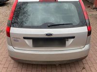 Gebraucht Ford Fiesta 70 PS (51 kW) 2003 Grau Kleinwagen