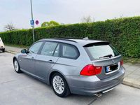 Gebraucht BMW 318 143 PS (105 kW) 2012 Grau Kombi