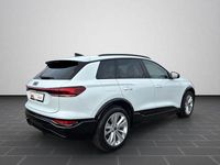 Gebraucht Audi Q6 e-tron Advanced 225 kW (306 PS) 2025 Gletscherweiß metallic (metallic) SUV
