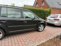 Gebraucht VW Touran 101 PS (74 kW) 2004 Schwarz Van / Kleinbus