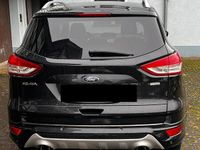 Gebraucht Ford Kuga 150 PS (110 kW) 2015 Schwarz SUV