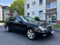 Gebraucht Mercedes E200 Elegance 136 PS (100 kW) 2009 Schwarz Kombi