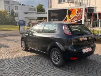 Gebraucht Fiat Punto 70 PS (51 kW) 2011 Schwarz Kleinwagen