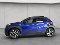 Neu Toyota Aygo X Play 72 PS (52 kW) 2025 Blau SUV