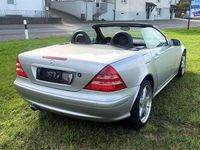 Gebraucht Mercedes SLK320 218 PS (160 kW) 2002 Silber Cabrio
