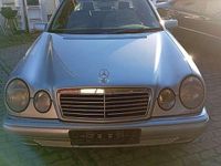 Gebraucht Mercedes E280 Elegance 204 PS (150 kW) 1999 Limousine