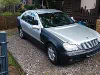 Gebraucht Mercedes C180 Elegance 129 PS (94 kW) 2001 Silber Limousine