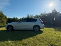 Gebraucht BMW 114 2014 Weiß Kleinwagen