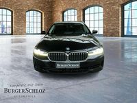 Gebraucht BMW 530 Luxury Line 252 PS (185 kW) 2020 Saphirschwarz metallic Kombi