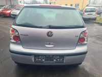Gebraucht VW Polo 64 PS (47 kW) 2004 Silber Kleinwagen