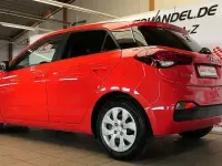 Gebraucht Hyundai i20 Select 75 PS (55 kW) 2020 Rot Limousine