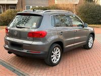 Gebraucht VW Tiguan 140 PS (102 kW) 2013 Grau SUV
