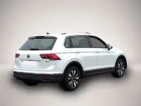 Gebraucht VW Tiguan R 150 PS (110 kW) 2024 Weiß SUV