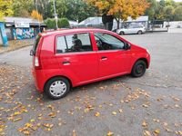 Gebraucht Daihatsu Cuore 58 PS (42 kW) 2003 Rot Kleinwagen