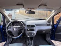 Gebraucht Fiat Punto Active 77 PS (56 kW) 2009 Blau Kleinwagen