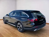 Gebraucht Mercedes E220 All-Terrain 197 PS (144 kW) 2025 Schwarz Kombi