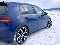Second-hand VW Golf VII GTI 230 CP (169 kW) 2017 Albastru Berlinǎ