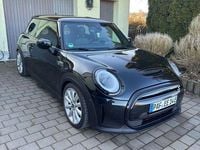 Gebraucht Mini Cooper SE 135 kW (184 PS) 2023 Schwarz Kleinwagen