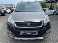 Gebraucht Peugeot Partner Tepee Allure 110 PS (80 kW) 2017 Grau Van / Kleinbus
