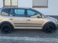 Gebraucht VW Touran Highline 170 PS (125 kW) 2011 Gold Van / Kleinbus