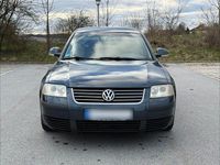 Gebraucht VW Passat 116 PS (85 kW) 2004 Blau Limousine