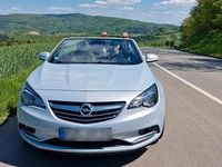 Second-hand Opel Cascada 165 CP (121 kW) 2014 Albastru Cabrio