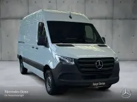 Gebraucht Mercedes Sprinter 170 PS (125 kW) 2025 Weiß Van