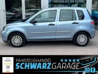 Używany Mazda 2 Comfort 202 KM (148 kW) 2004 Niebieski Hatchback
