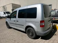 Second-hand VW Caddy Life 105 CP (77 kW) 2010 Alb Monovolum