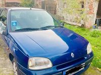 Gebraucht Renault Clio 75 PS (55 kW) 1996 Blau Kleinwagen