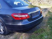 Gebraucht Mercedes E220 Avantgarde 170 PS (125 kW) 2010 Grau Limousine