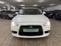 Gebraucht Mitsubishi Lancer Edition 117 PS (86 kW) 2011 Weiß Limousine