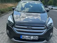 Gebraucht Ford Kuga Titanium 150 PS (110 kW) 2017 Grau SUV