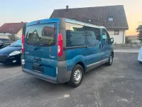 Gebraucht Renault Trafic 146 PS (107 kW) 2010 Blau Van / Kleinbus
