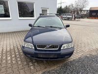 Gebraucht Volvo V40 102 PS (75 kW) 2002 Blau Kombi