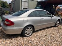 Gebraucht Mercedes CLK200 163 PS (119 kW) 2004 Silber Coupé