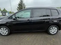 Gebraucht VW Touran Comfortline 150 PS (110 kW) 2017 Schwarz Van / Kleinbus