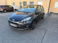 Gebraucht Ford Fiesta 60 PS (44 kW) 2010 Grau Kleinwagen