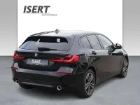 Gebraucht BMW 118 Sport Line 150 PS (110 kW) 2023 Schwarz Kleinwagen
