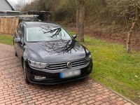 Gebraucht VW Passat 130 PS (95 kW) 2020 Schwarz Kombi