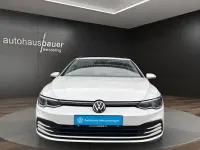 Gebraucht VW Golf VII Life 115 PS (84 kW) 2021 Weiß Kleinwagen