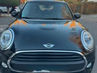 Second-hand Mini ONE 102 CP (75 kW) 2017 Negru Hatchback