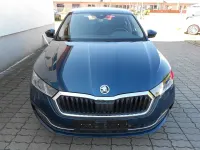 Gebraucht Skoda Octavia First Edition 150 PS (110 kW) 2021 Petrol Limousine