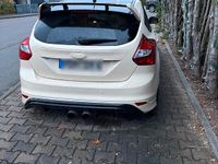 Gebraucht Ford Focus ST 250 PS (183 kW) 2013 Schwarz Limousine