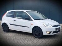 Gebraucht Ford Fiesta 60 PS (44 kW) 2006 Weiß Kleinwagen